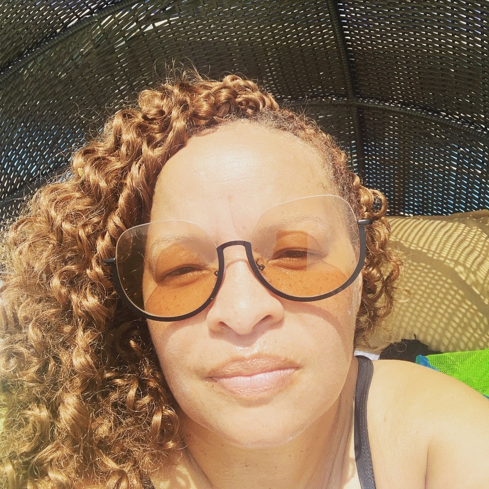 Meet your Posher, Marcia